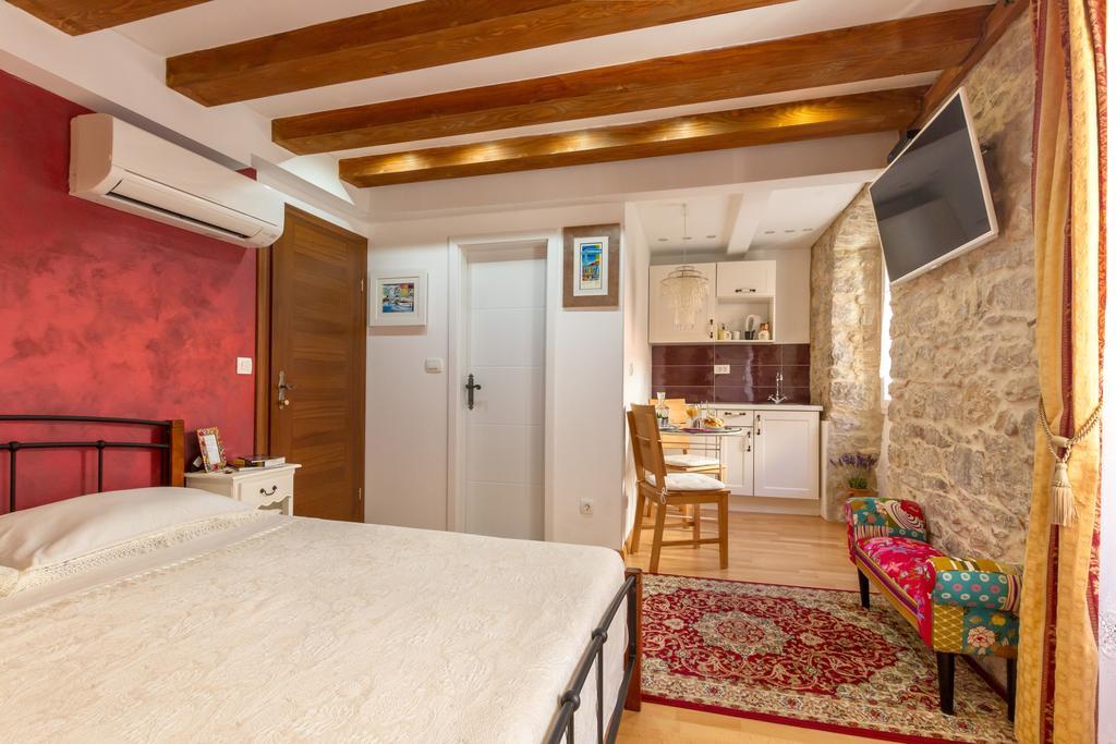 Studios Aurelia Palace Split Rom bilde